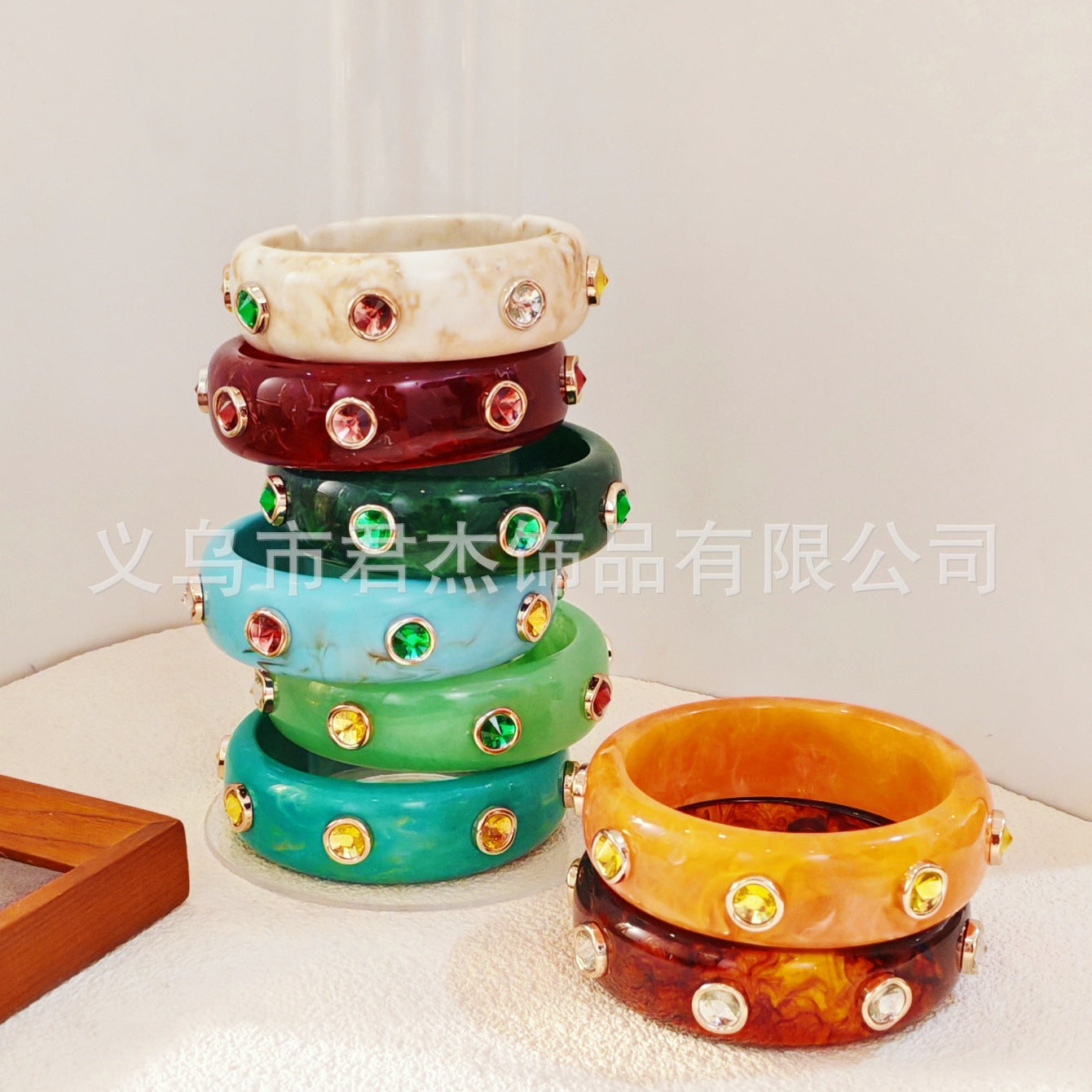 Wholesale Resin Pearl Shell Bracelet